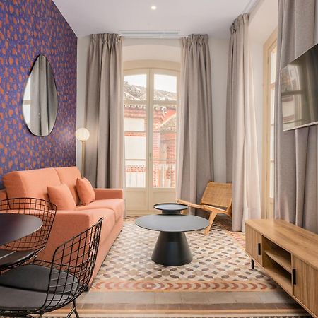 Smartr Malaga Centro Aparthotel Bagian luar foto