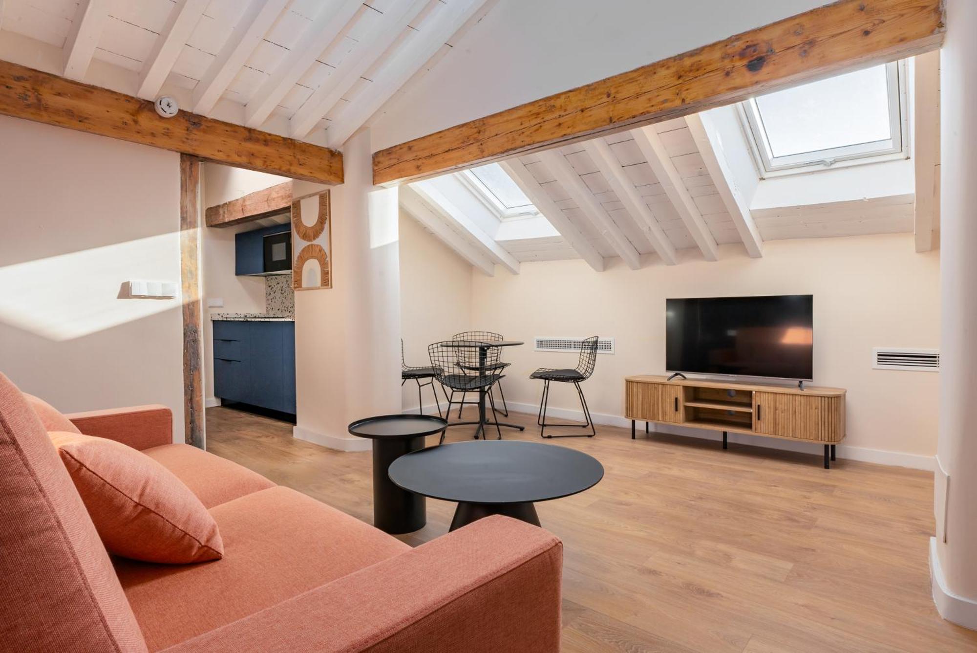 Smartr Malaga Centro Aparthotel Bagian luar foto